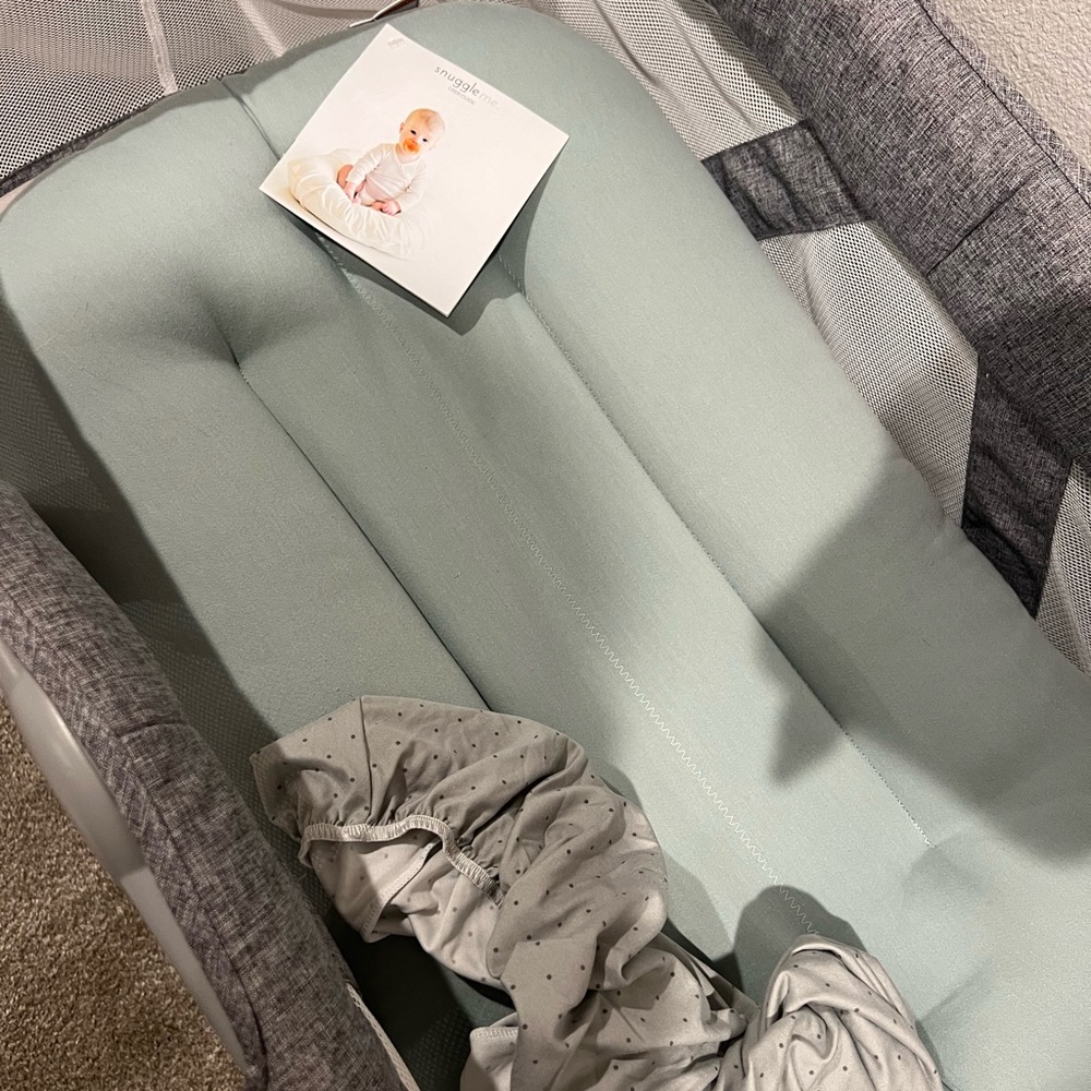 Snuggle me organic slate